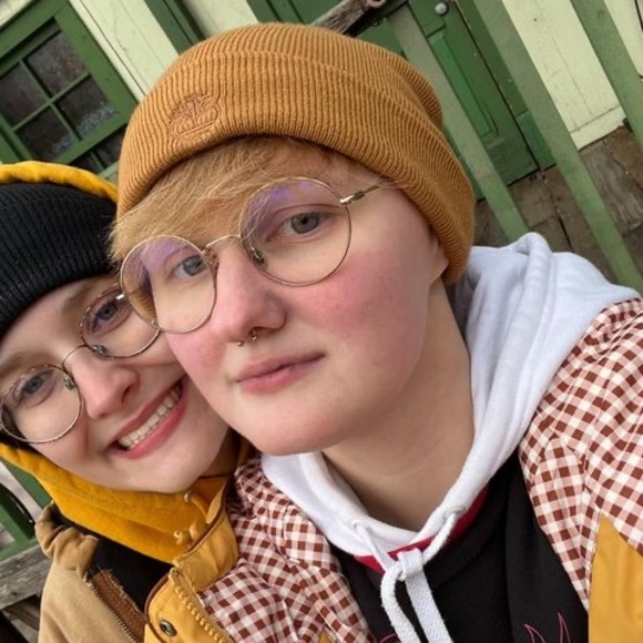 Meet your Posher, Blaire - Picture 1 of 1